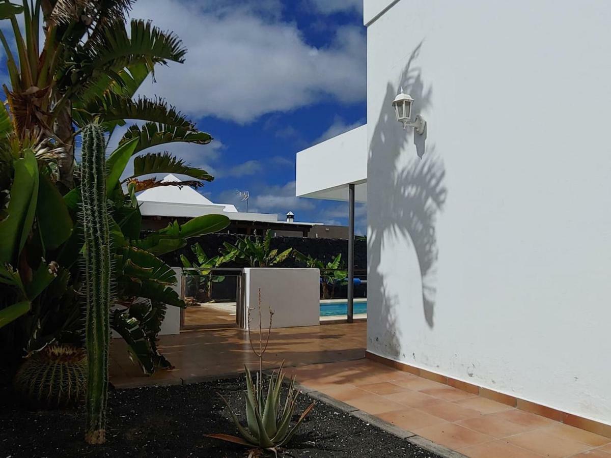 Vista Volcan Villa Yaiza  Exteriör bild