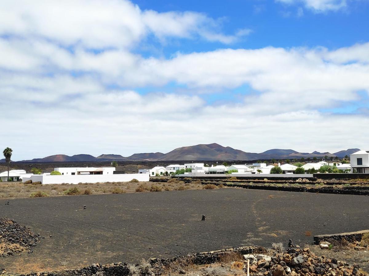 Vista Volcan Villa Yaiza  Exteriör bild